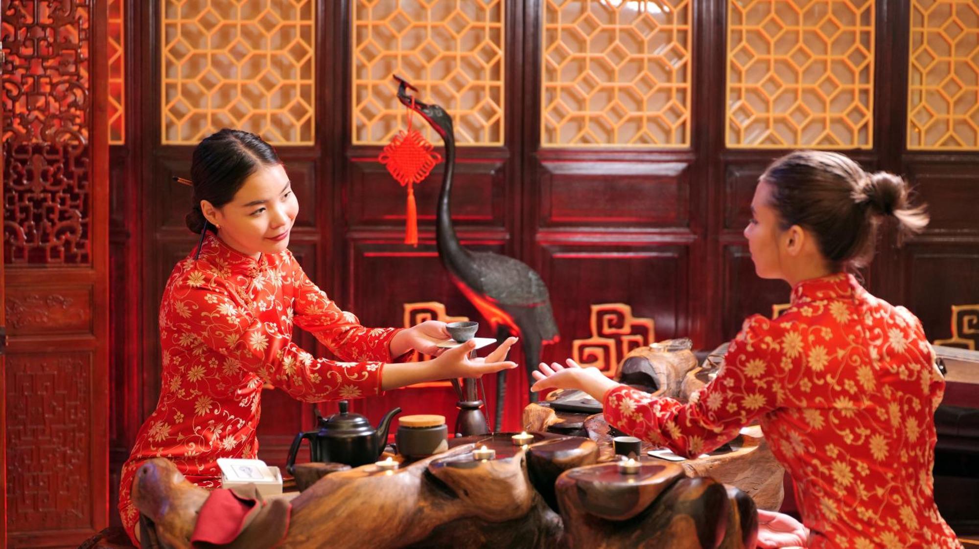 Beijing Palace Soluxe Hotel Astana Esterno foto Tea ceremony